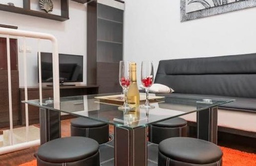 Perchel Norte Apartment | HUERTA DEL OBISPO