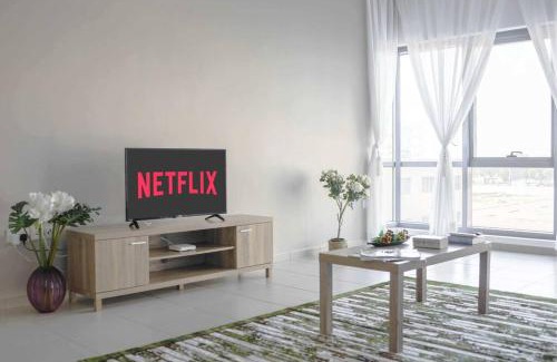 Abu Dhabi Apartment | HUGE 2 Bedroom Apartment Beach Front (City View)