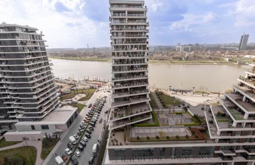 Savski Venac Apartment | Huge 3 Bedroom Apartment With River View