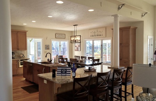 Huddleston House | Huge beach. LOTS of amenities kayaks, boards.