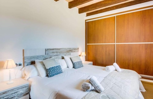 Sencelles Villa | Huge finca property in a quiet secluded location