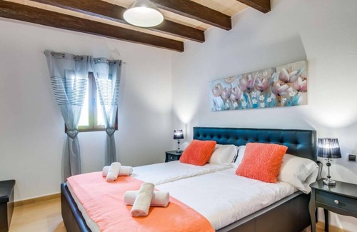 Sencelles Villa | Huge finca property in a quiet secluded location