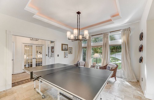 Innsbrook House | Huge home on large private lake with private pool. Six Bedrooms, Sleeps 14.