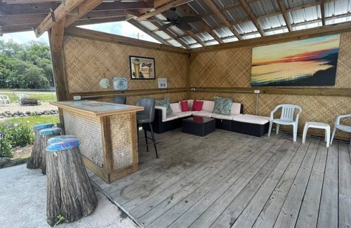 Steinhatchee House | Huge house with a private pool!