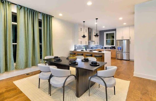 South Nashville House | Huge Luxe Home 22 Beds! Game Room/Hot Tub!