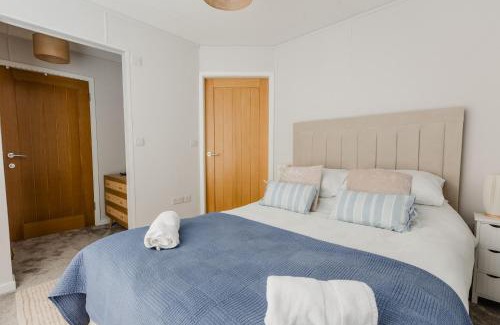 Moffat Ski Chalet | Humberston Fitties Beach House Retreat Cleethorpes