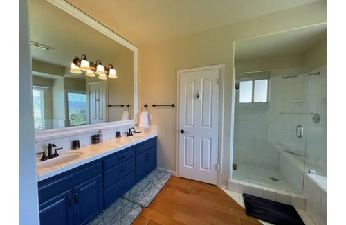 Oakhurst Villa | Hummingbird Haven, serene 4bdrm house with hot tub