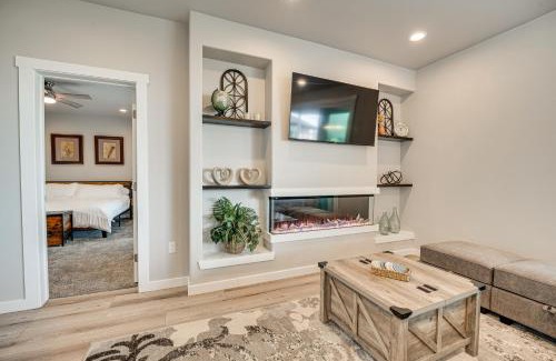 Moses Lake House | Hunt and Hike Potholes State Park Home Hot Tub
