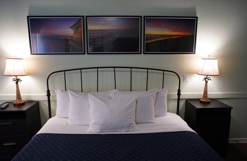Huntington Beach Hotel | Huntington Surf Inn