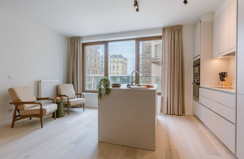 Ostend Apartment | Huswell - Beautiful apartment with parking close to the sea