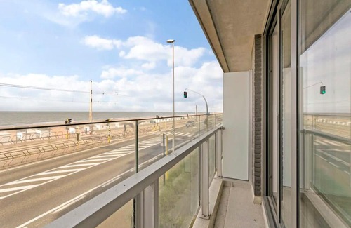 Raversijde House | Huswell - Cosy apartment with amazing beach view