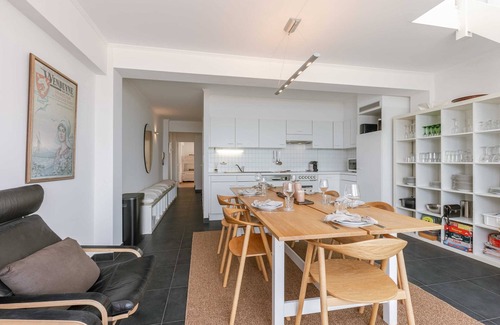 Wenduine Apartment | Huswell - Seaside duplex apartment with four terraces