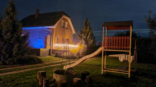 Balatonkiliti House | HutiAgi apartman