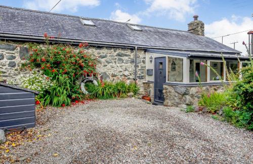 Talybont House | Hwylfa'r Groes