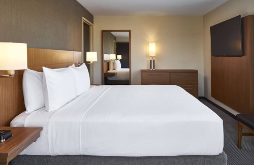 Riverfront Hotel | Hyatt Place Wilmington Riverfront