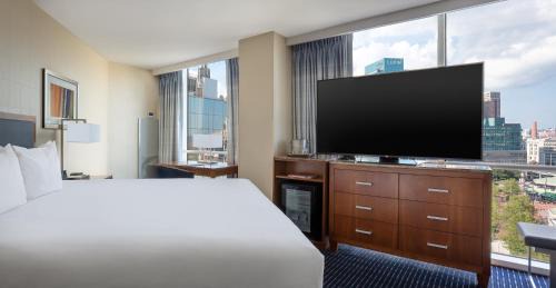 Downtown West Hotel | Hyatt Regency Baltimore