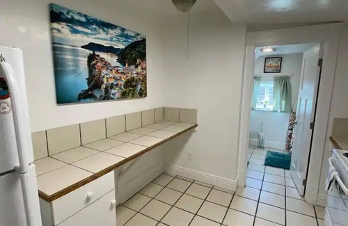 North End Apartment | Hyde Park Hyde Out Apt 3
