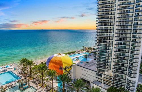Hollywood South Central Beach Apartment | HydeHotel 2BED Lux Condo Ocean View Resort