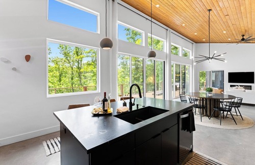 Weaverville House | Hydro Pool + Hot Tubs + Cold Plunge Views Luxe Dual Retreats 6BR Sleeps 16