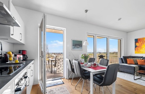 Olpenitzdorf Apartment | Hygge Ocean View 14 on the beach - Holiday apartment Ocean View 14 sea view/balcony/fireplace
