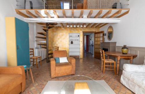 Avignon City Centre Apartment | HYPERCENTRE 10 MIN DE LA GARE D'AVIGNON - Appartement charmant et lumineux