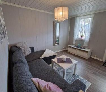 Fraena Apartment | Hytte på vakre kolberg.