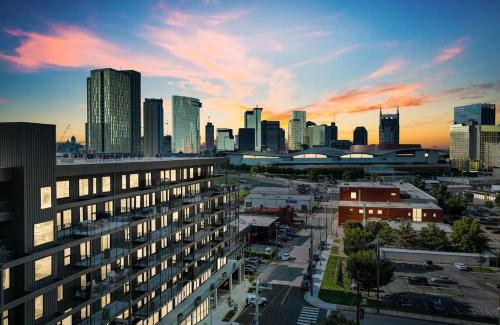 Downtown Nashville House | Hyve-The Cosmo-Walk To Broadway