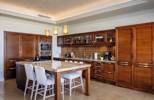 Wailea Villa | I.P.M PRESENTS: HOOLEI 69-2: GREAT LOCATION + STUNNING NEW REMODEL! WOW!