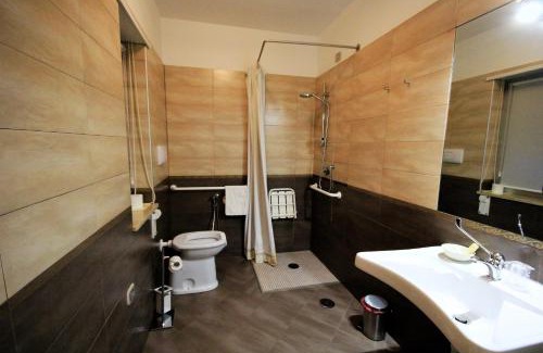 Tito Hotel | I Rocchi Hotel