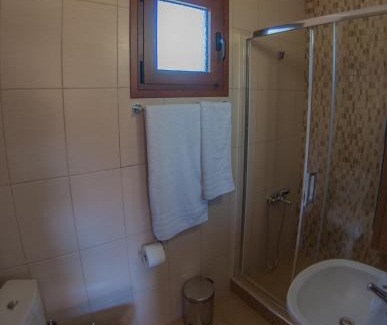 Nea Rodha Apartment | Ianthi Maisonettes