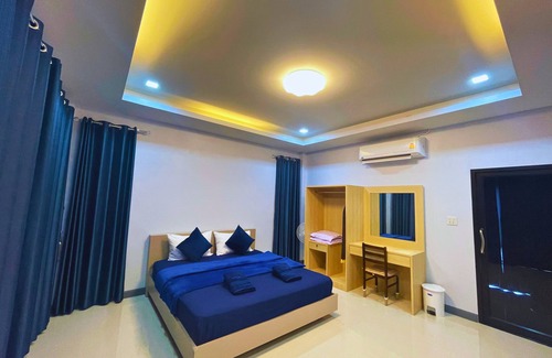 Nakhon Si Thammarat Hotel | IBC Home