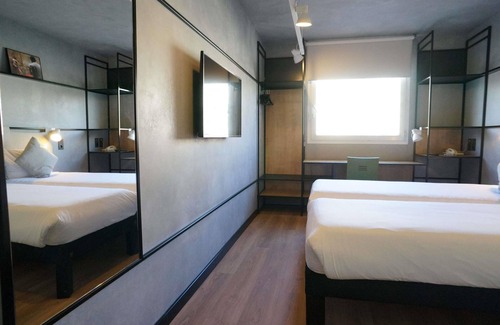 Castelldefels Hotel | ibis Barcelona Castelldefels