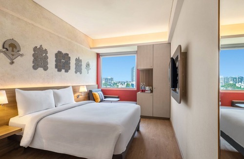 Vyalikaval HBCS Layout Hotel | Ibis Bengaluru Hebbal