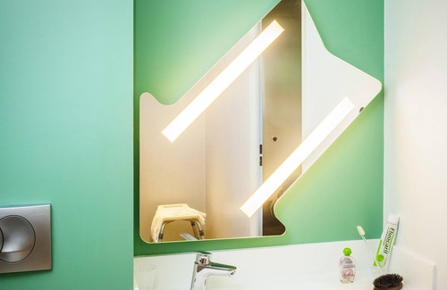 Lormont Hotel | ibis budget Bordeaux Lormont