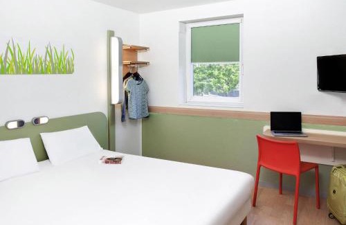 Clermont-Ferrand Hotel | ibis Budget Clermont Ferrand Centre Montferrand