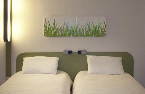 Istres Hotel | ibis budget Istres Trigance