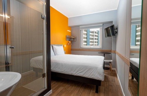 Leuro Hotel | ibis Budget Lima Miraflores