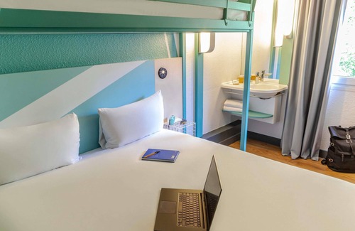 Chelles Hotel | ibis budget Marne la Vallee Chelles
