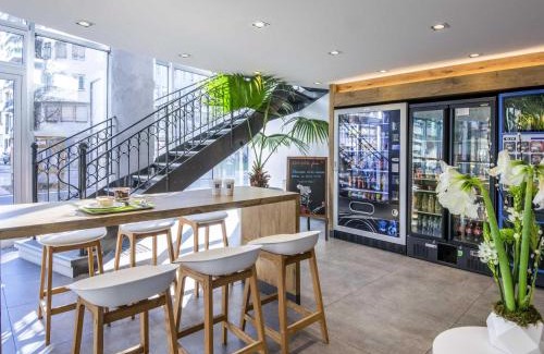 Les Baumettes Hotel | ibis budget Nice Californie Lenval