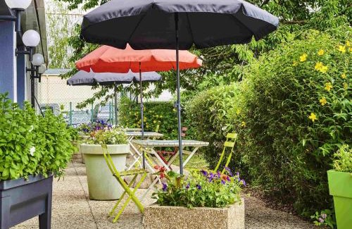 Coignieres Hotel | Ibis Budget Versailles Coignieres