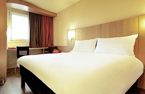 Calais Hotel | ibis Calais Car Ferry