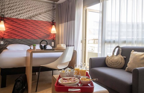 Cannes La Bocca Hotel | ibis Cannes Plage La Bocca