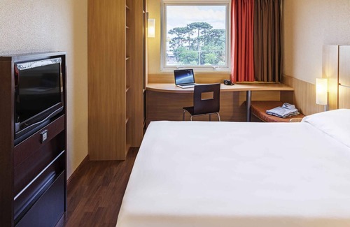Aguas Belas Hotel | ibis Curitiba Aeroporto