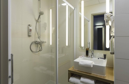 Vlissegem Hotel | ibis De Haan