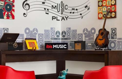 Al Muraqqabat Hotel | ibis Dubai Al Rigga