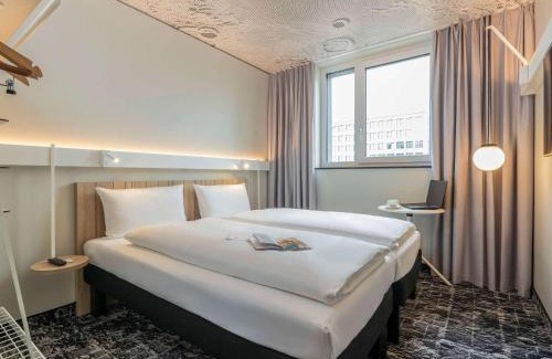 Lichtenbroich Hotel | ibis Duesseldorf Airport