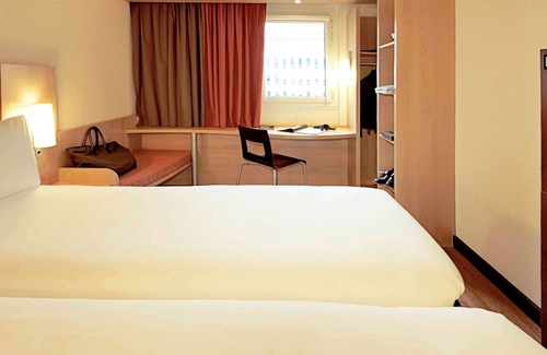 Poitiers Hotel | ibis Poitiers Beaulieu