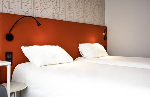 Rodez Hotel | ibis Rodez Centre Cathédrale