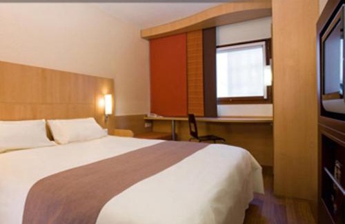 Saint-Rambert-d'Albon Hotel | ibis Saint Rambert d'Albon