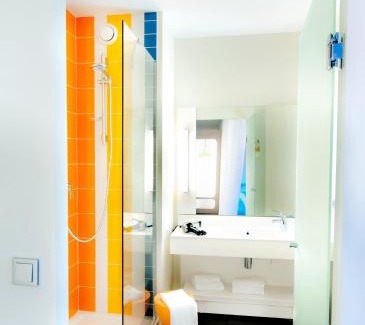 Downtown Hotel | ibis Styles Brest Centre Port